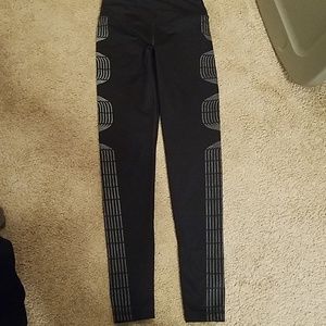 Victoria Secret Active wear Leggings (full length)